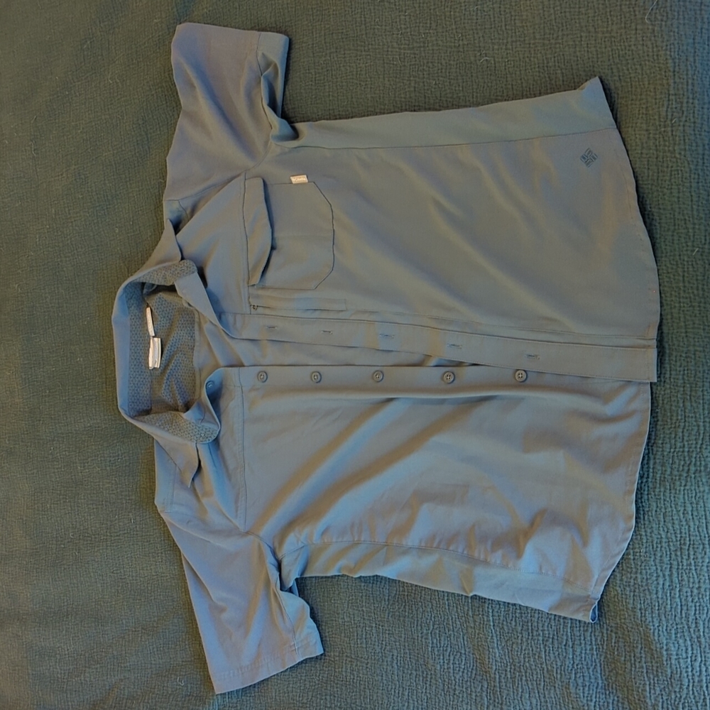Columbia Omni shield men's medium gray shirt